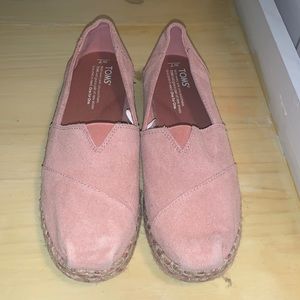 pink toms